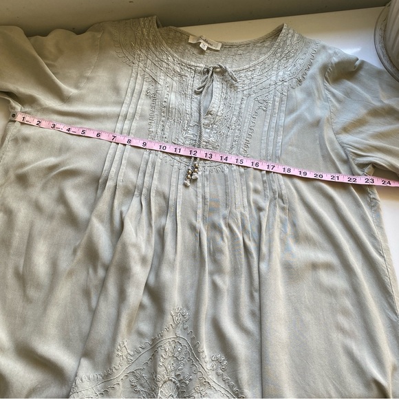 SOLITAIRE Pastel Sage Embroidered Tunic 3/4 Sleeves Size 1X - Picture 12 of 12
